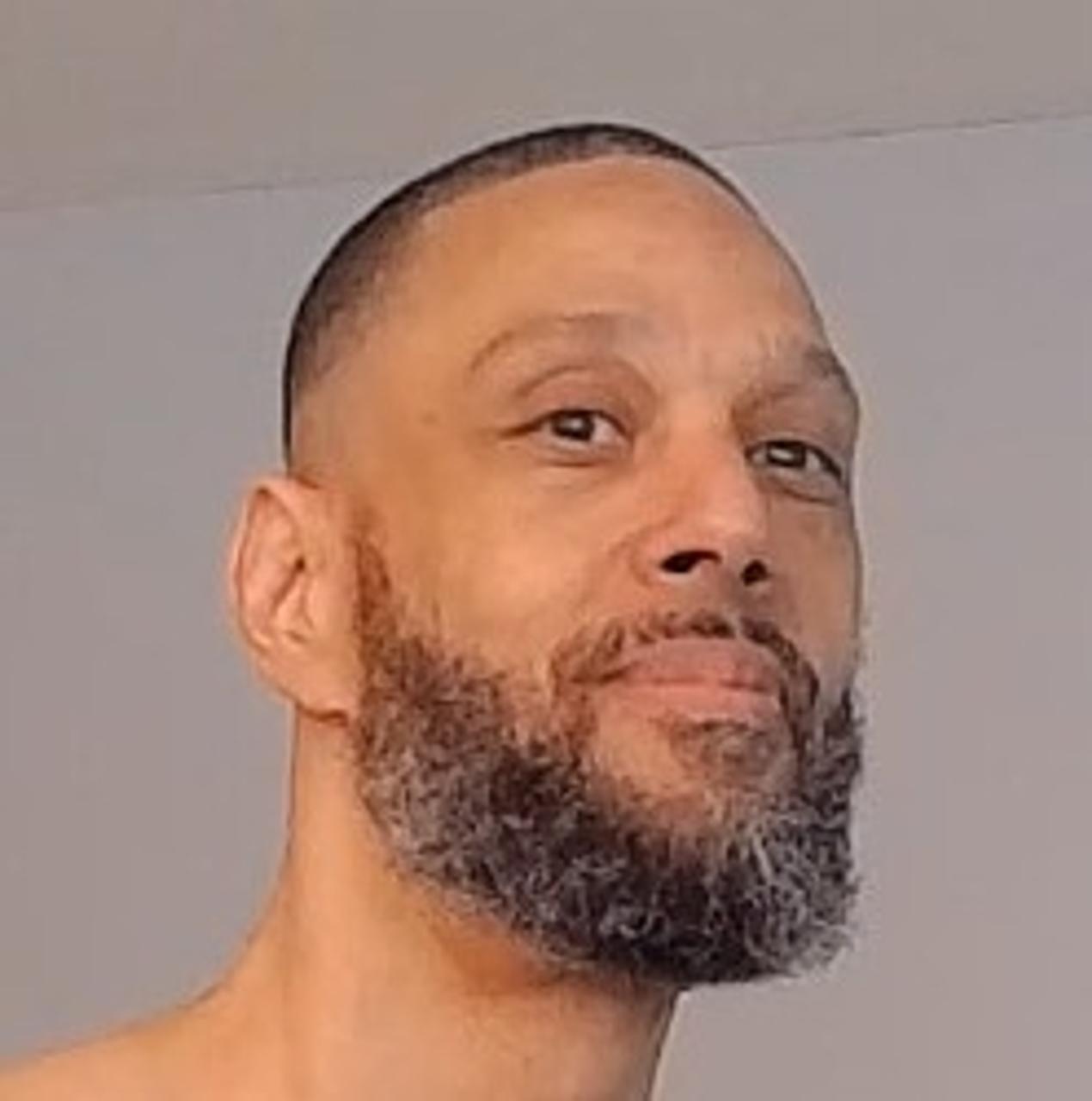 Profile photo 1 of 1