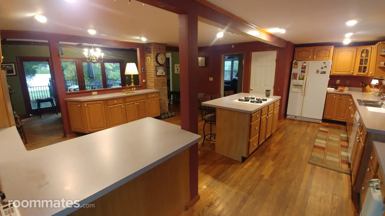 Profile photo 7 of 11