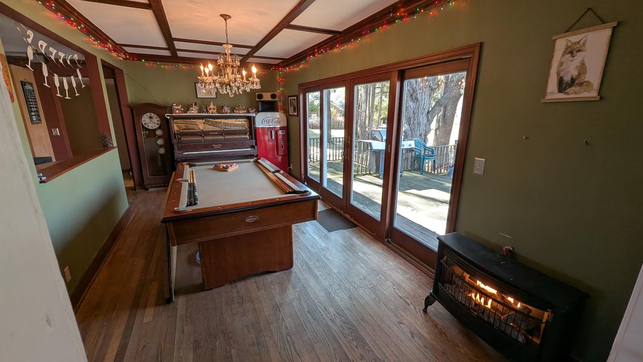 Profile photo 7 of 11