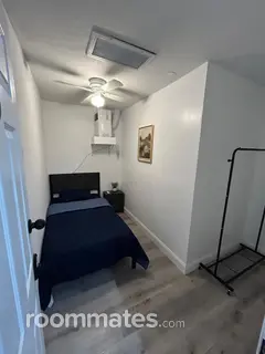 Room for rent in Tampa, FL $980, house