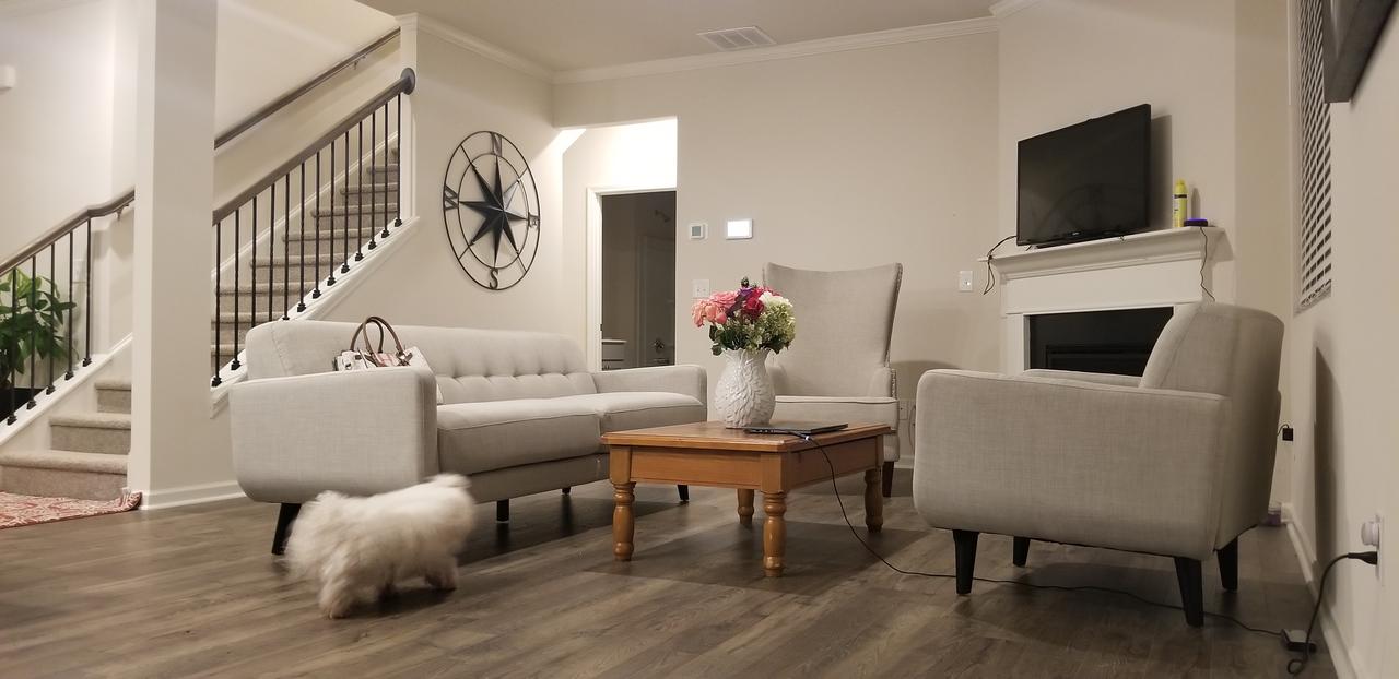 Profile photo 3 of 20