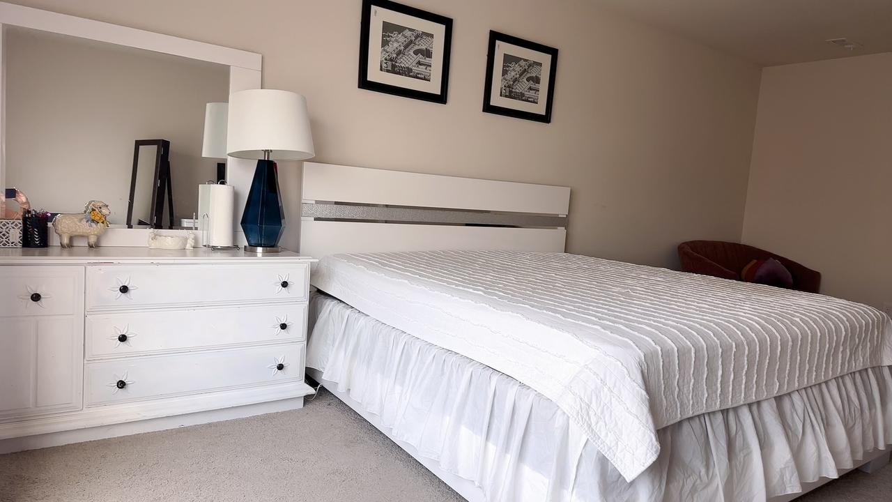 Profile photo 5 of 20