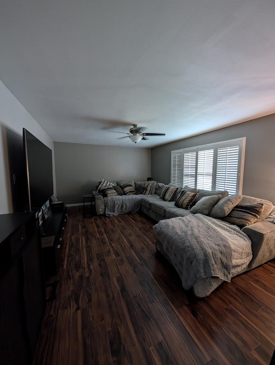 Profile photo 5 of 12