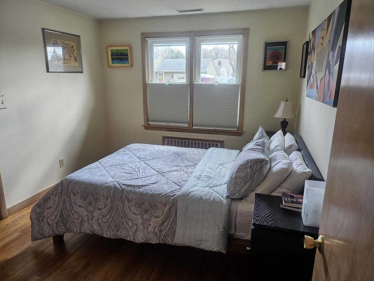 Profile photo 3 of 6