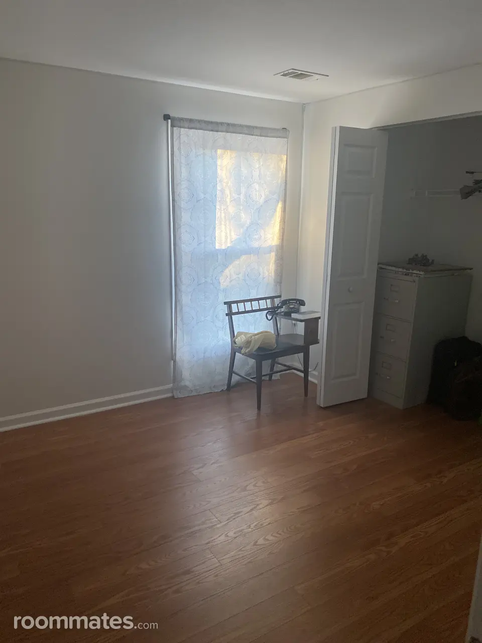 Profile photo 3 of 8