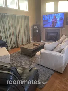 Room for rent in Pittsburgh, PA $500, condo