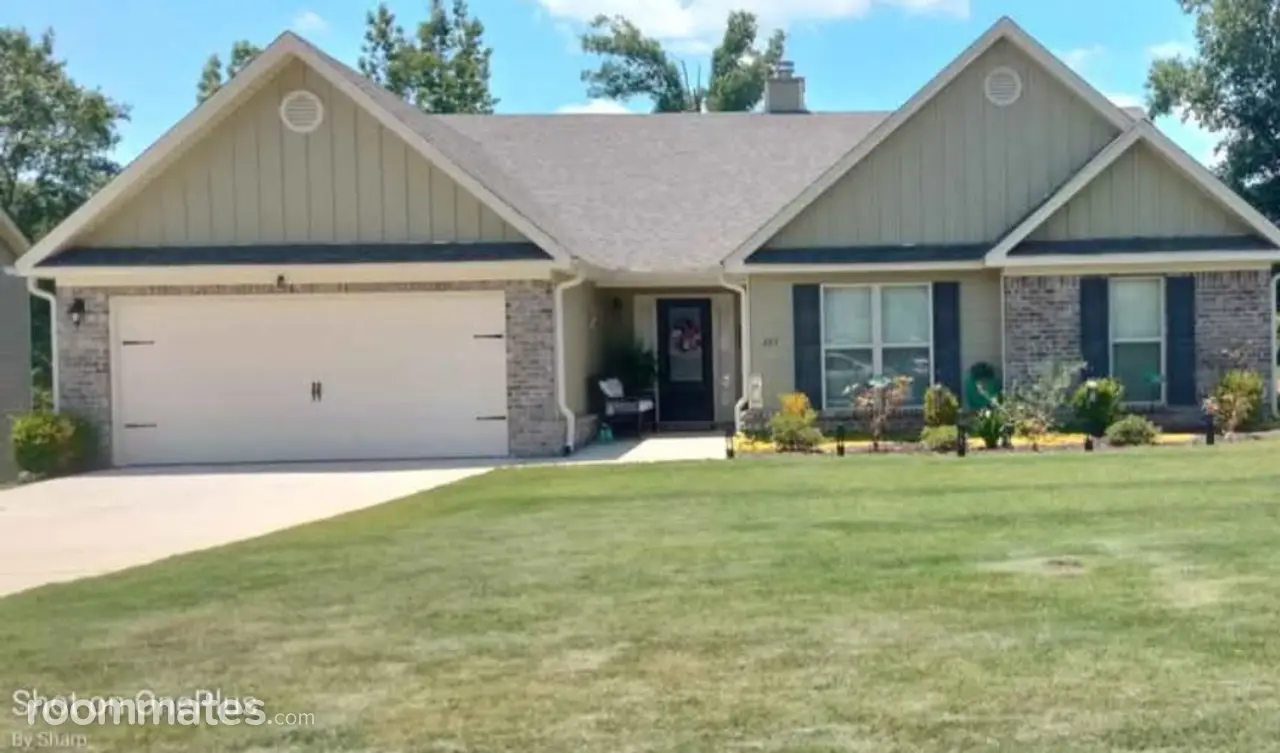 Profile photo 1 of 12