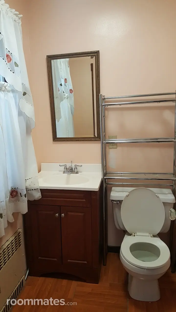 Profile photo 10 of 11