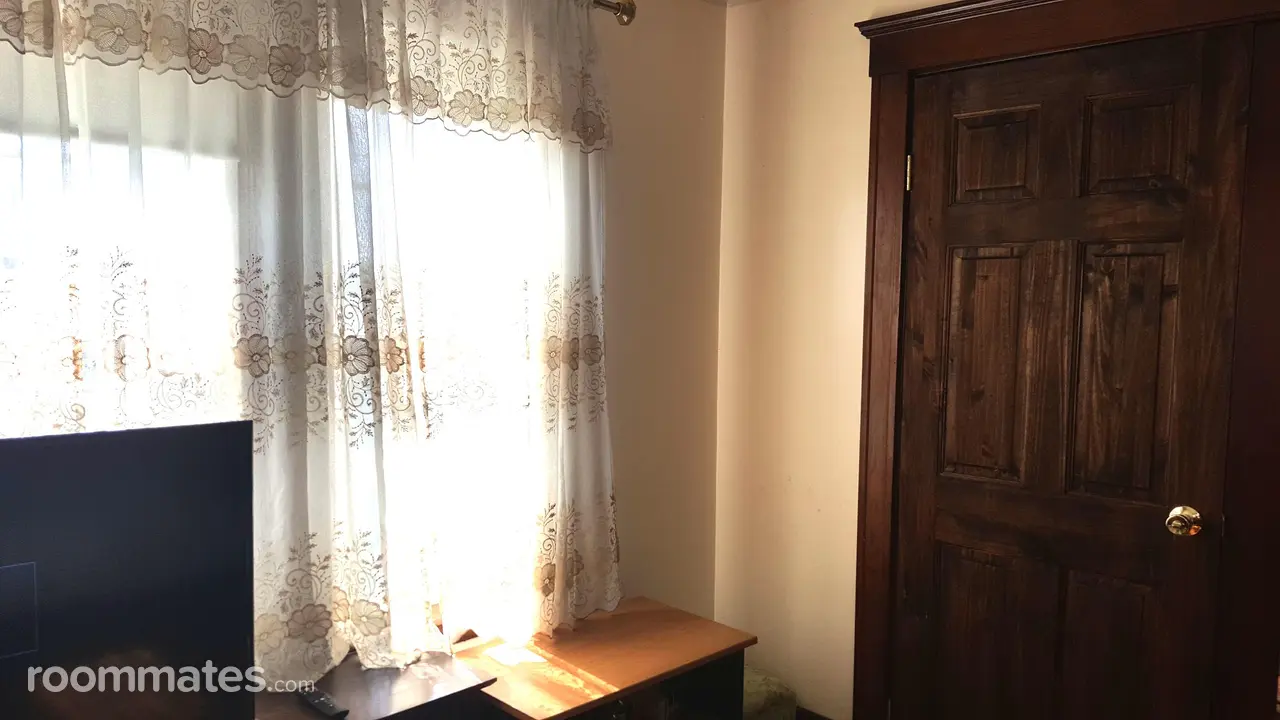 Profile photo 3 of 11