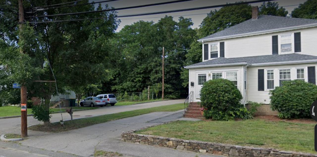 Profile photo 10 of 11