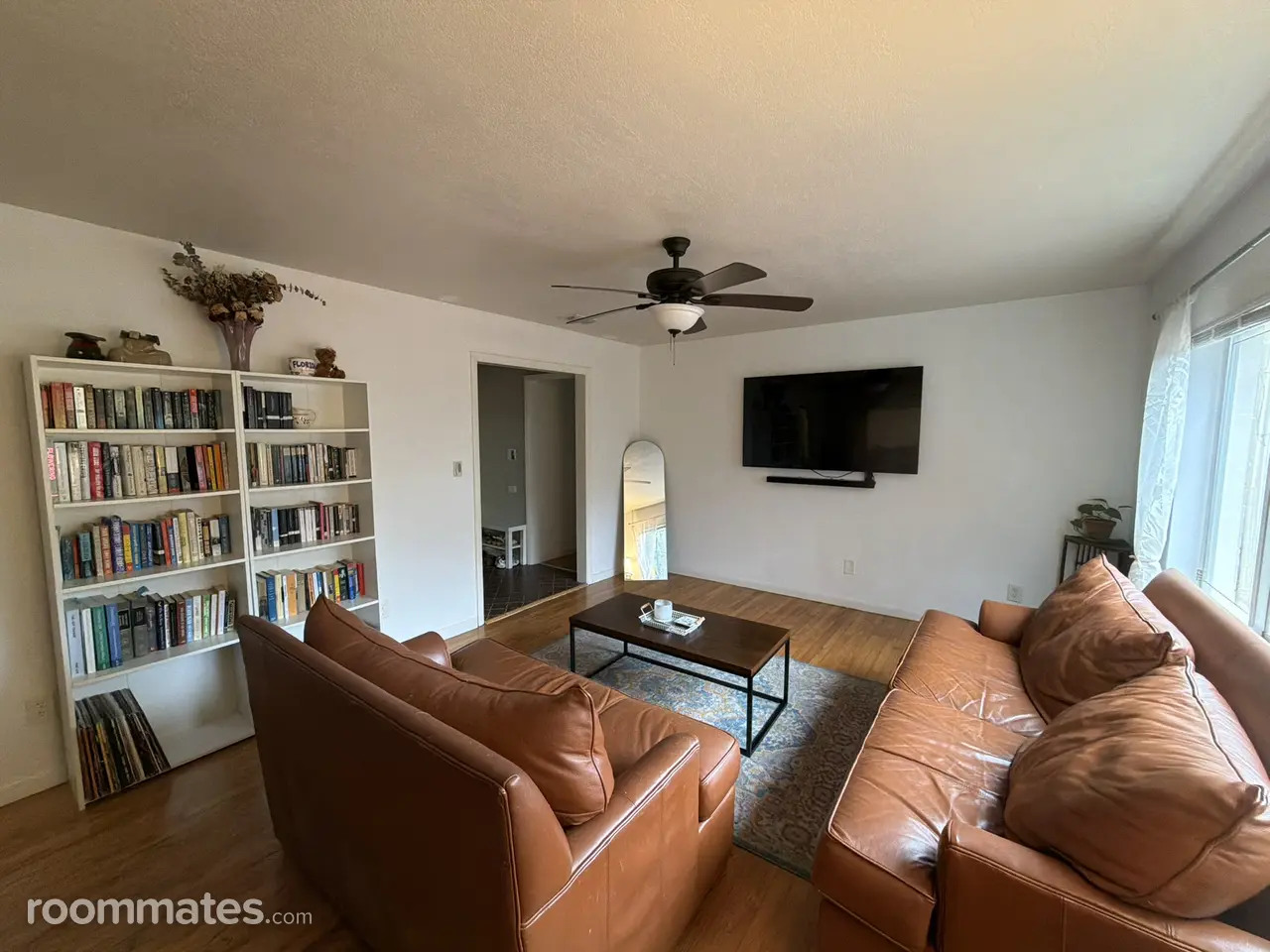 Profile photo 3 of 9