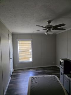 Room for rent in Cross, SC $800, house