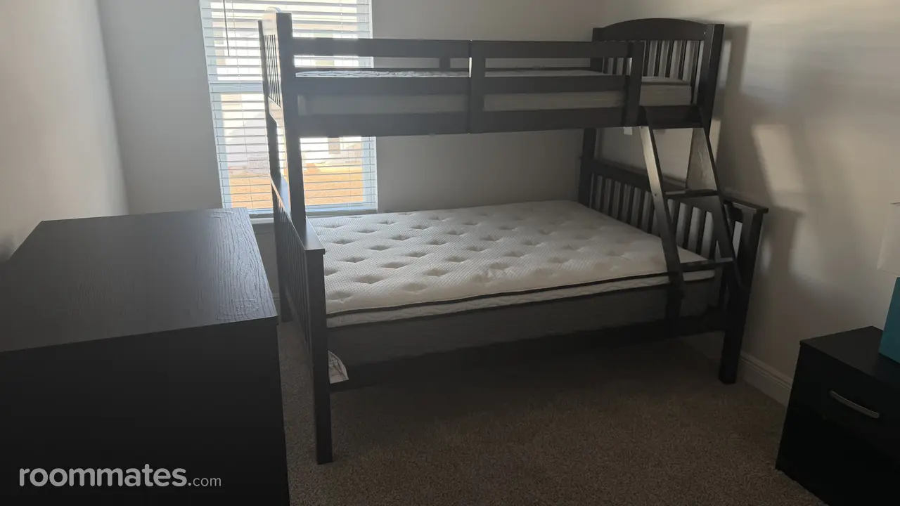 Profile photo 3 of 7