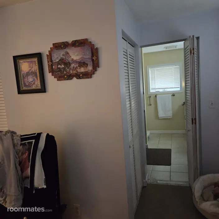 Room for rent in Shirley, MA $1500, house