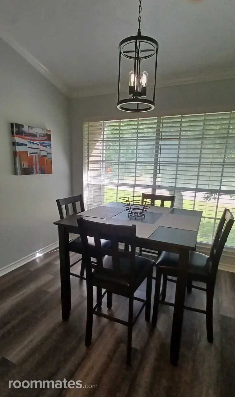 Profile photo 1 of 8