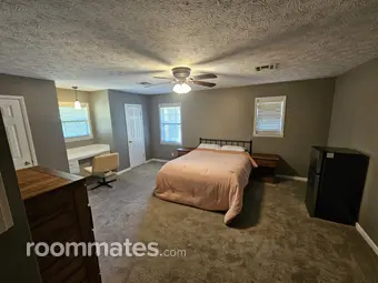 Room for rent in Prattville, AL $1100, house