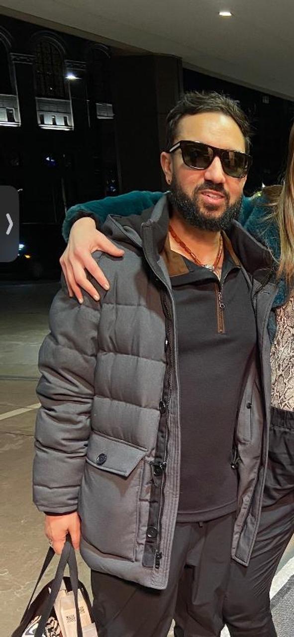 Profile photo 2 of 2