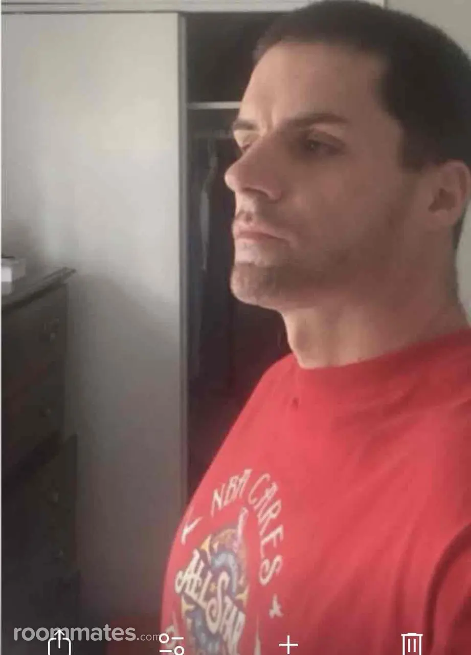 Profile photo 1 of 3