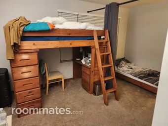 Room for rent in Round Lake, IL $550, townhouse