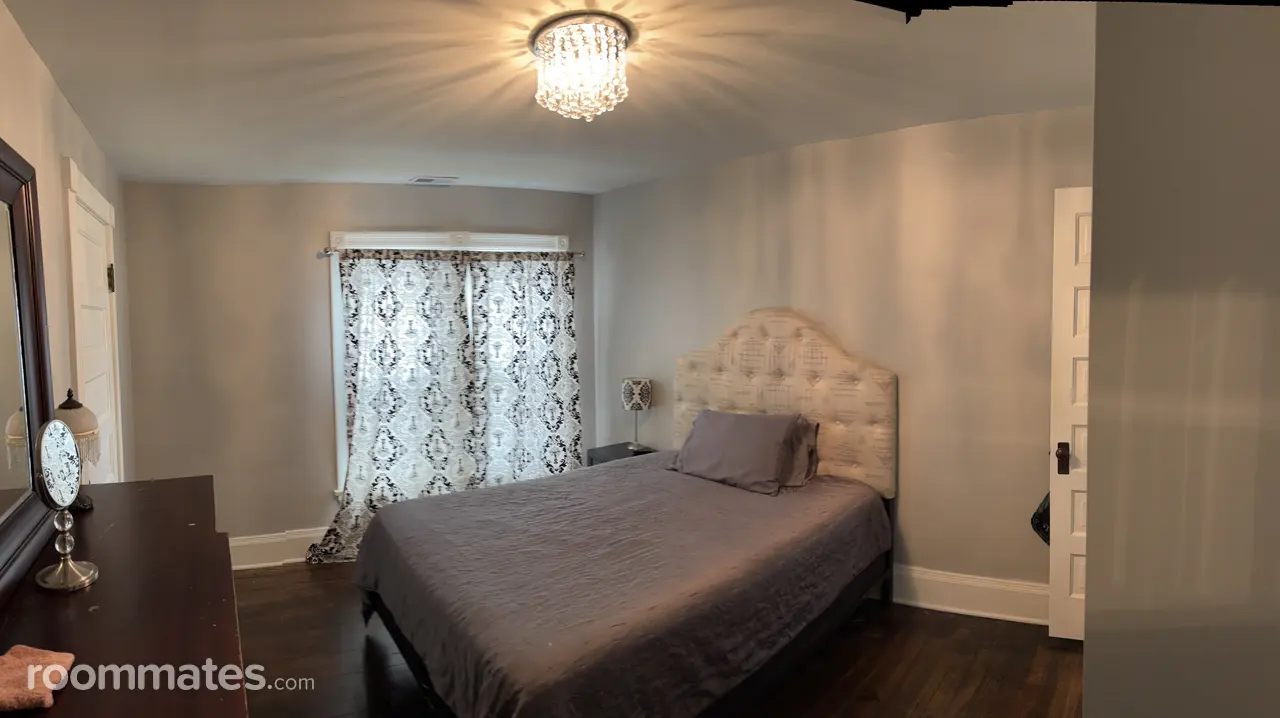 Profile photo 2 of 14