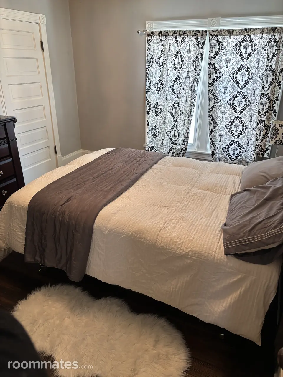 Profile photo 13 of 14