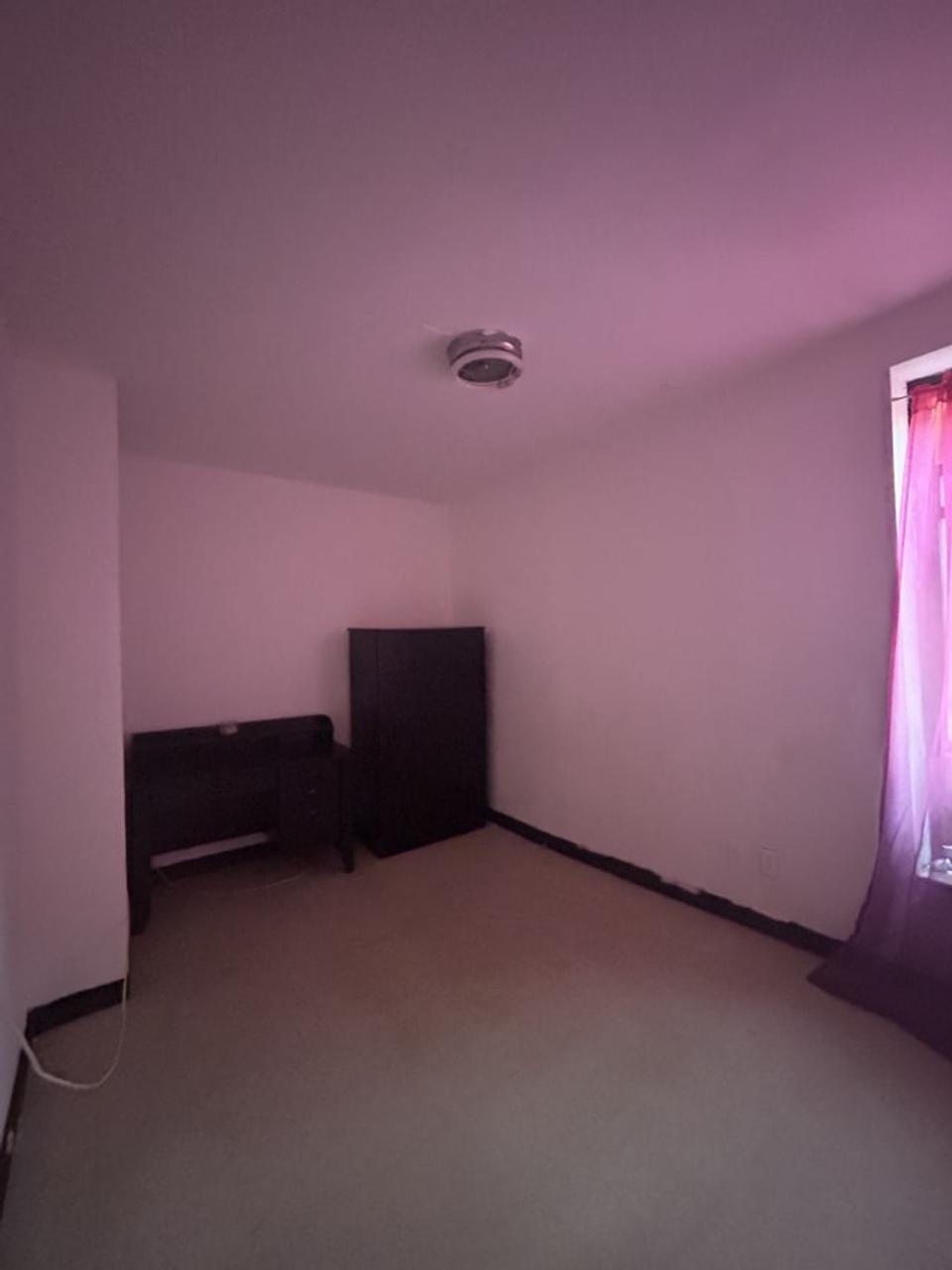 Profile photo 3 of 4