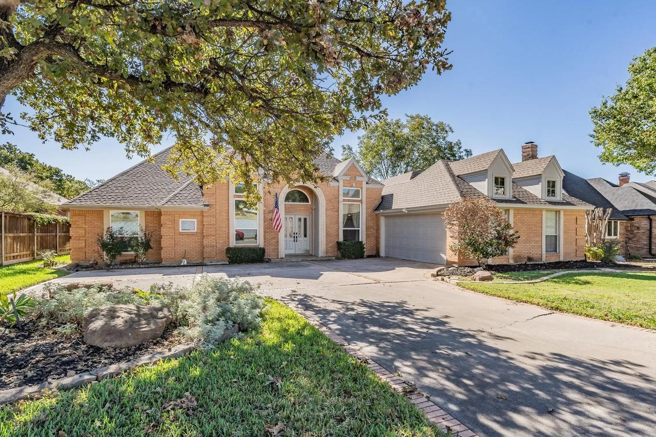 Profile photo 2 of 11