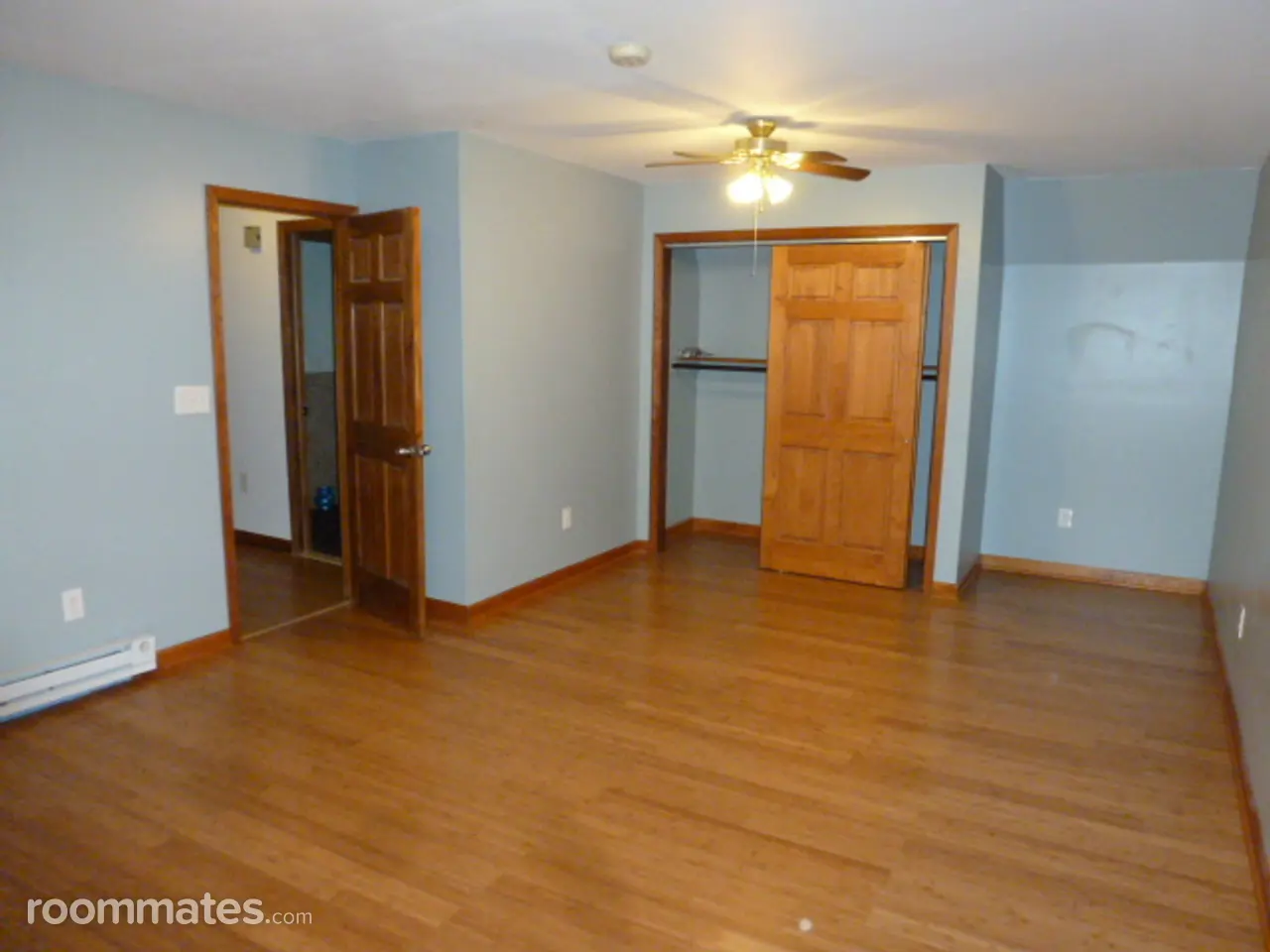 Profile photo 3 of 4