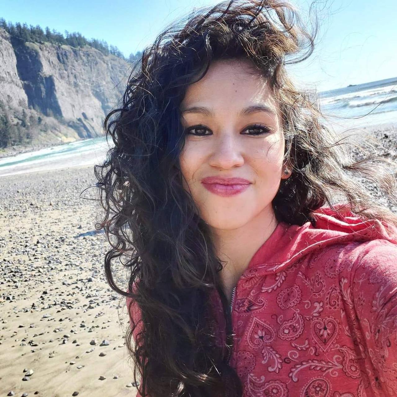 Profile photo 10 of 10