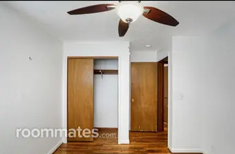 Room for rent in Salem, OR $700, house