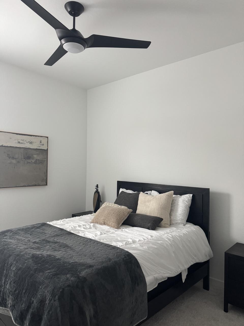 Profile photo 14 of 17