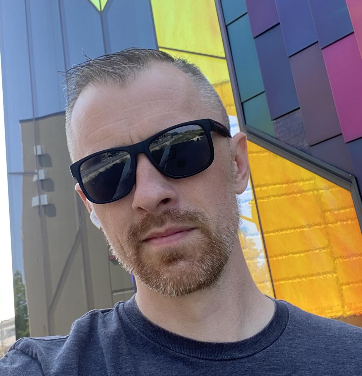 Profile photo 1 of 1