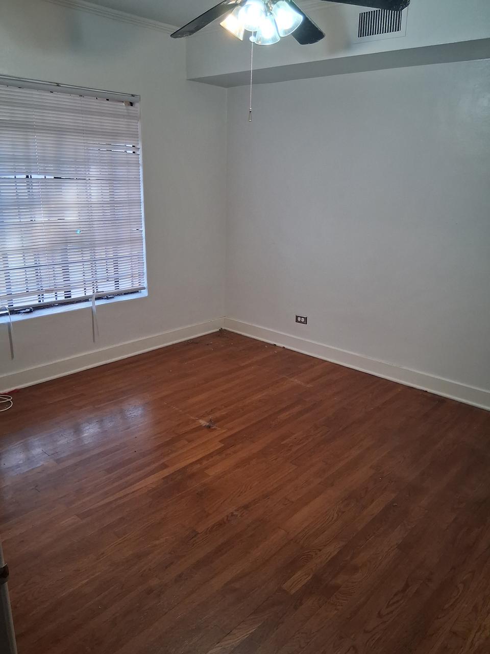 Profile photo 4 of 9