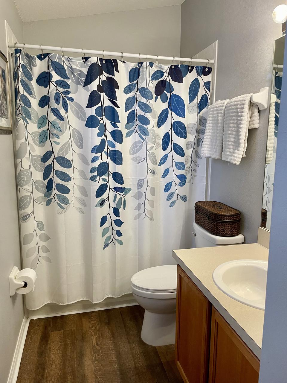 Profile photo 3 of 12