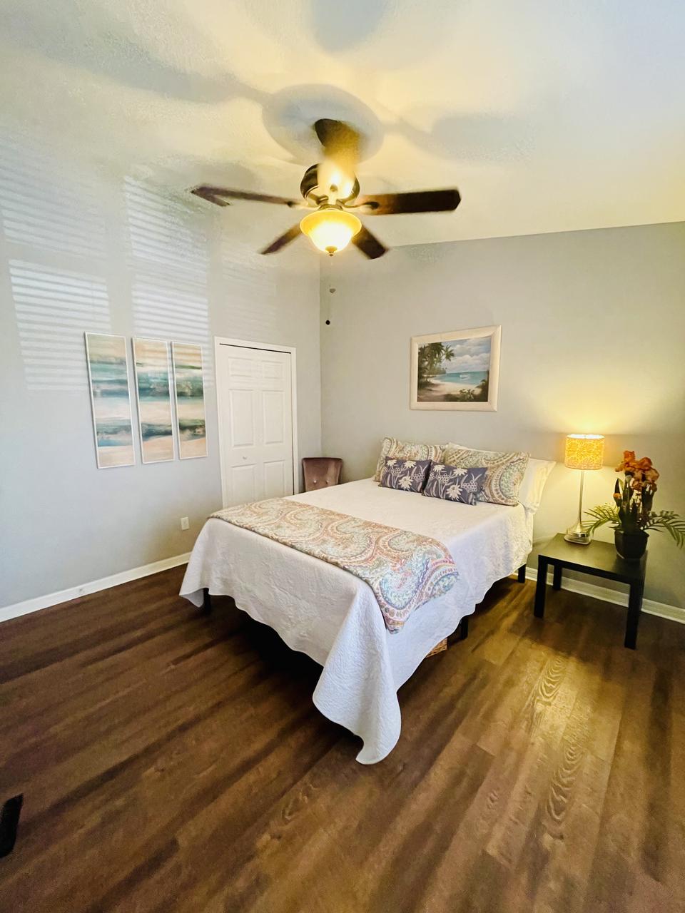 Profile photo 1 of 12