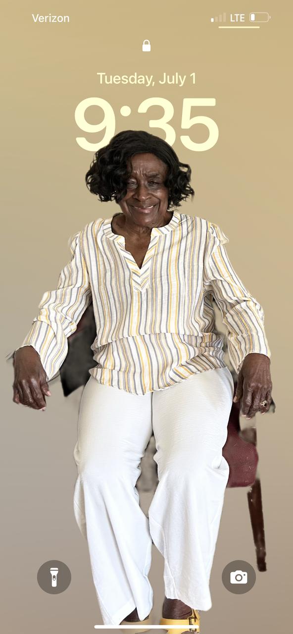 Profile photo 7 of 7