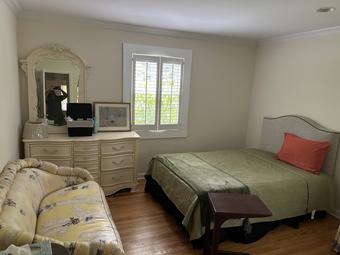 Room for rent in Easton, CT $1000, house
