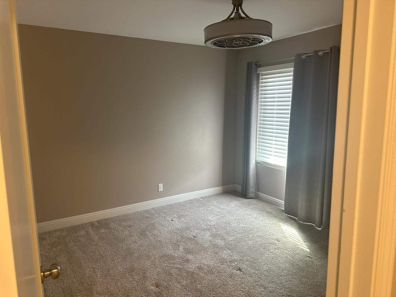 Profile photo 8 of 11