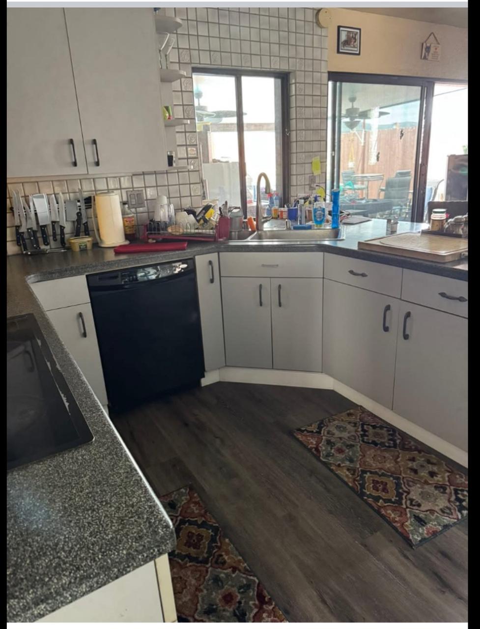 Profile photo 5 of 10