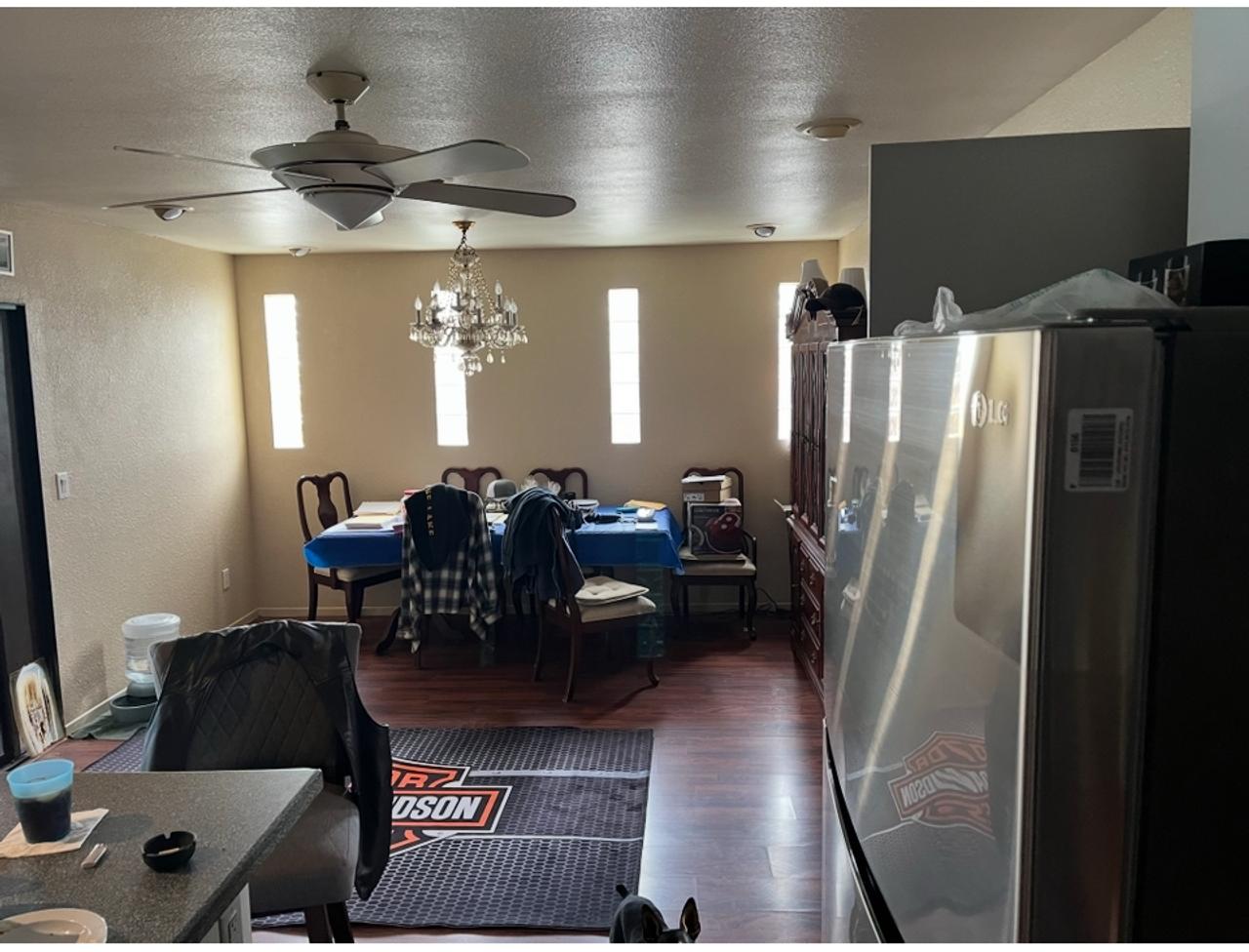 Profile photo 3 of 10