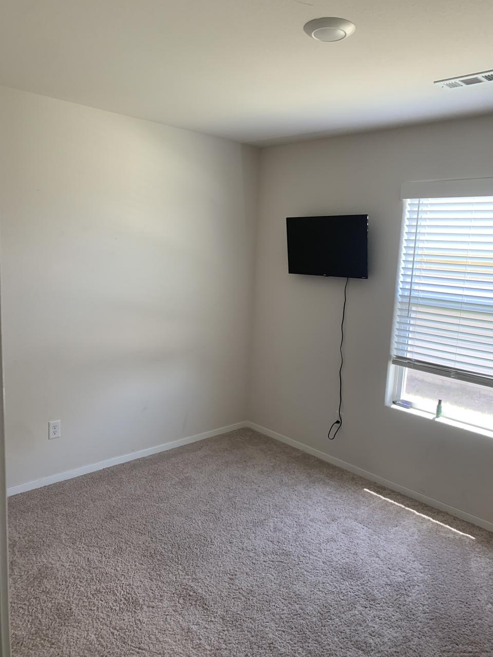 Profile photo 4 of 7