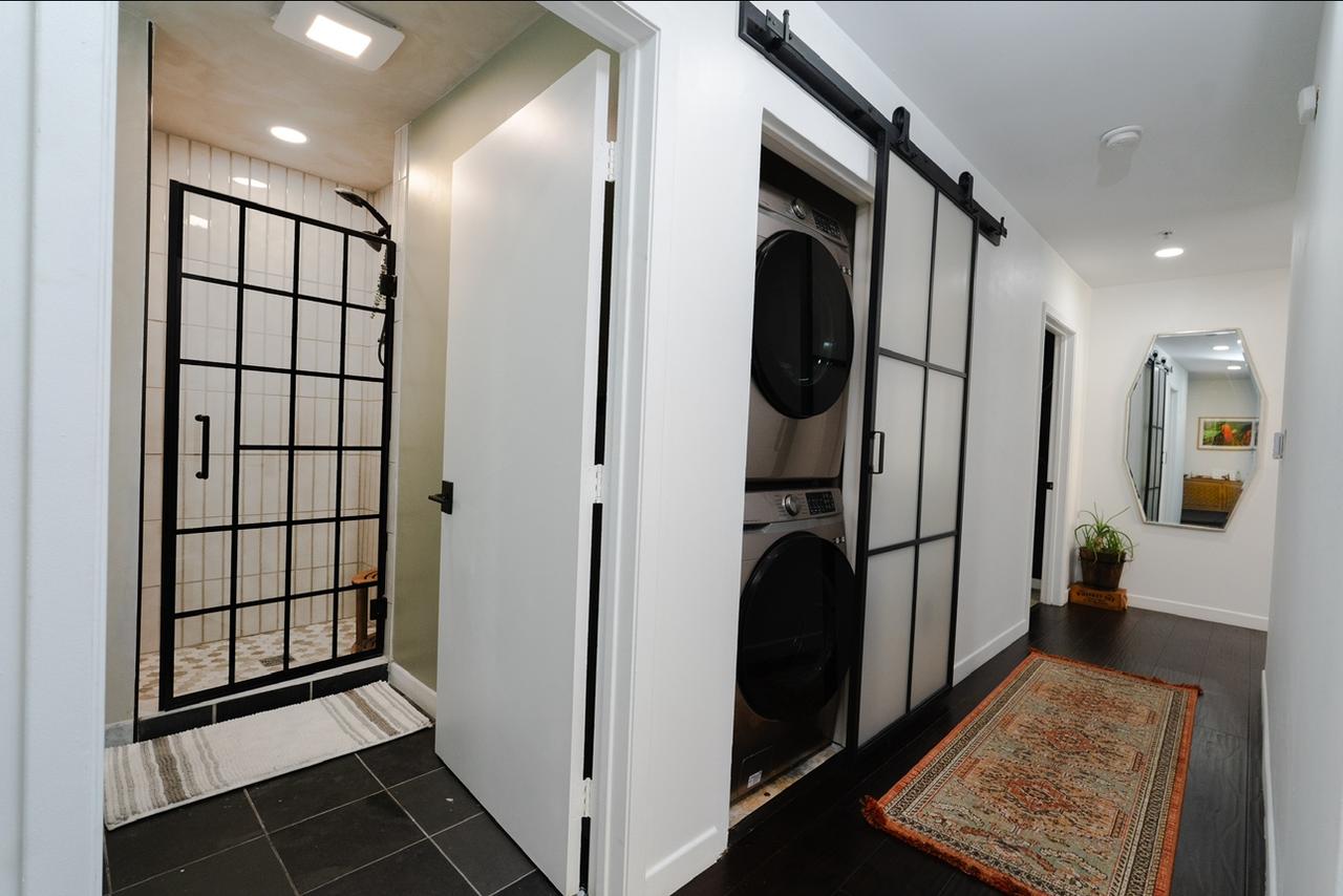 Profile photo 4 of 12