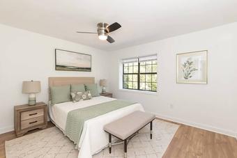 Room for rent in Durham, North Carolina $800, townhouse