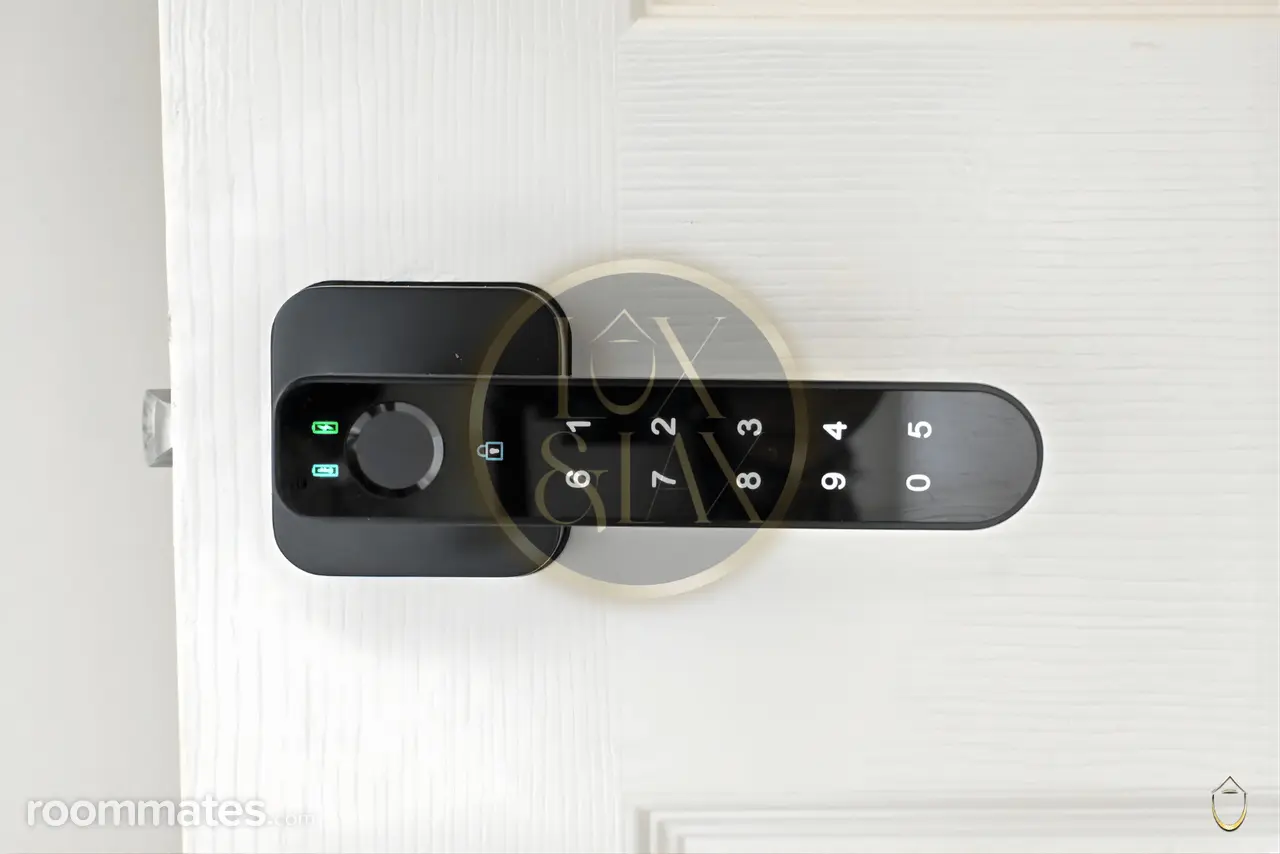 Profile photo 5 of 9