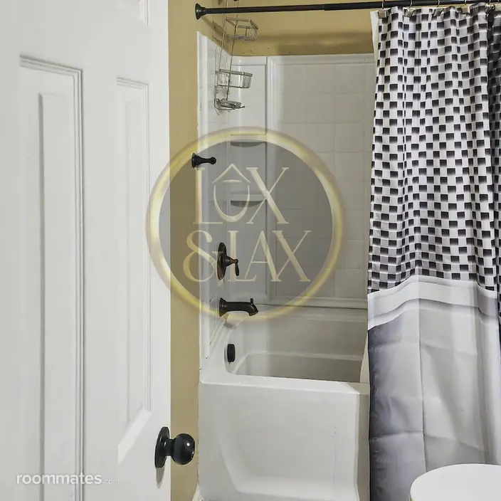 Room for rent in Charlotte, NC $800, townhouse
