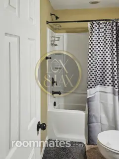 Room for rent in Charlotte, NC $800, townhouse