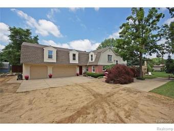 Room for rent in Livonia, MI $800, house