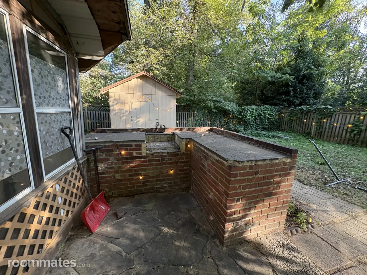 Profile photo 4 of 4