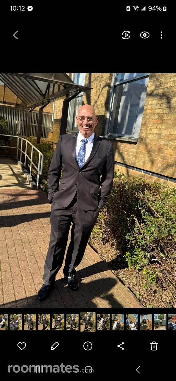 Profile photo 10 of 10