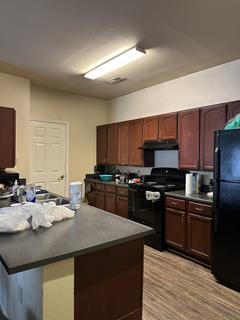 Room for rent in Fort Wayne, Indiana $580, house